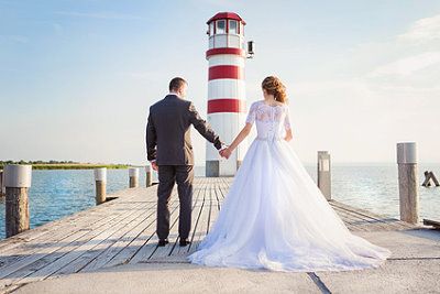 Brautpaar am Leuchtturm